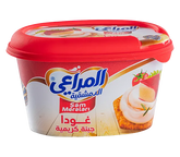 Almarai Dimashqiya Gouda Cream Cheese Spread in a gourmet breakfast tub, creamy cheese spread with gouda flavor for breakfast or snacks.