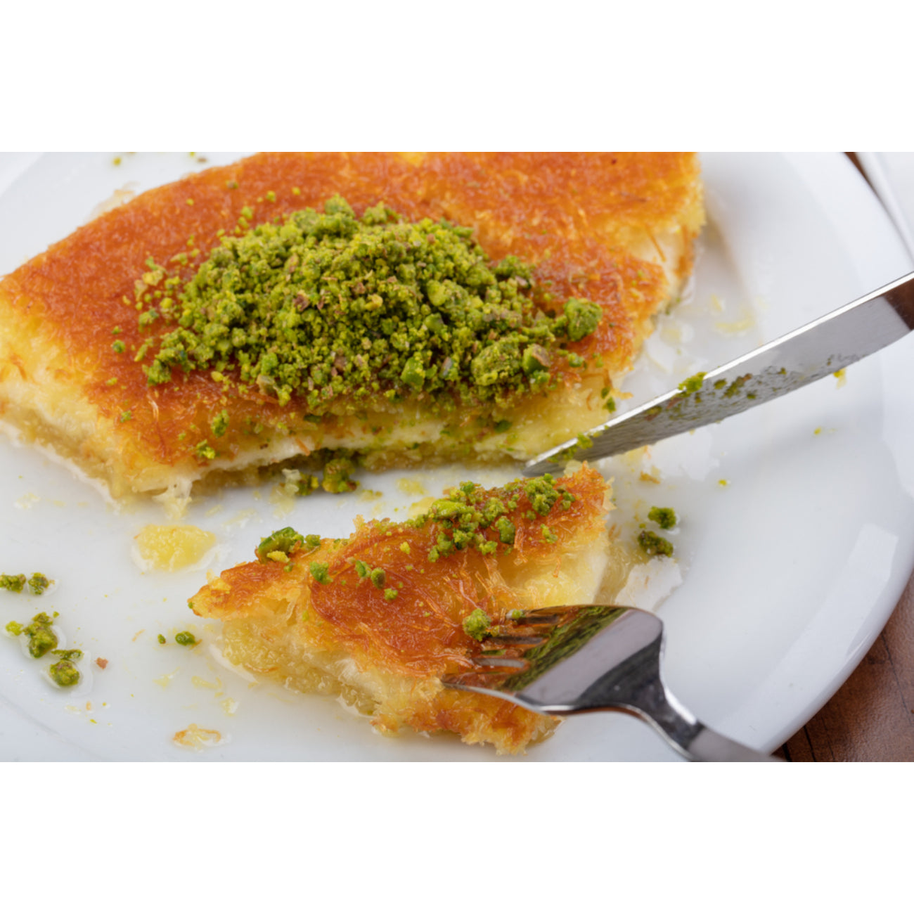 Kunafa (Mafruka), Baklava, Kunefe, Kunafa, Kataifi, Knafeh, Kadaifi (Kadayif, Kadaif)